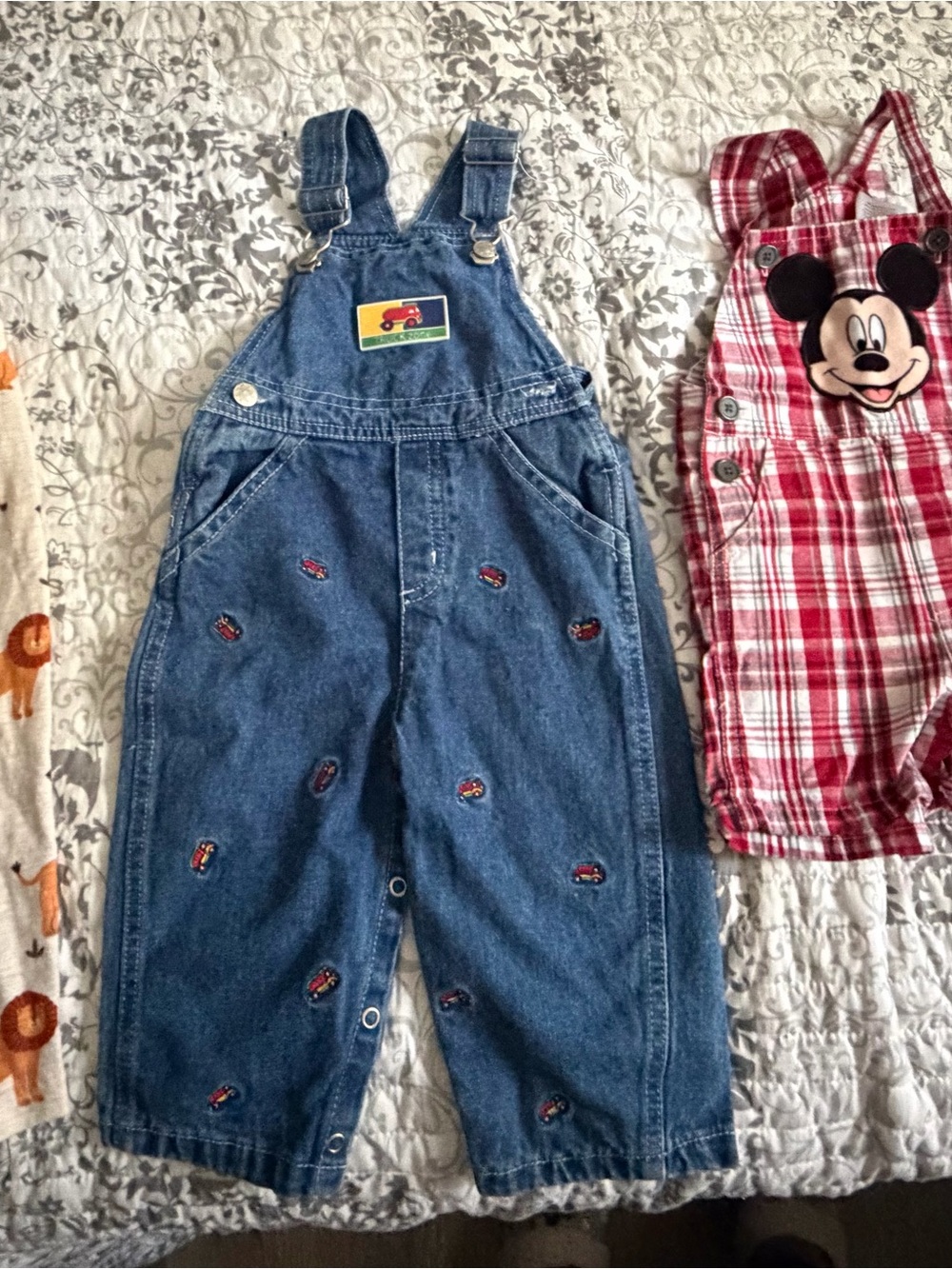 Lot of 3 18 months bibs, Mickey short bibs and a old Navy Romper